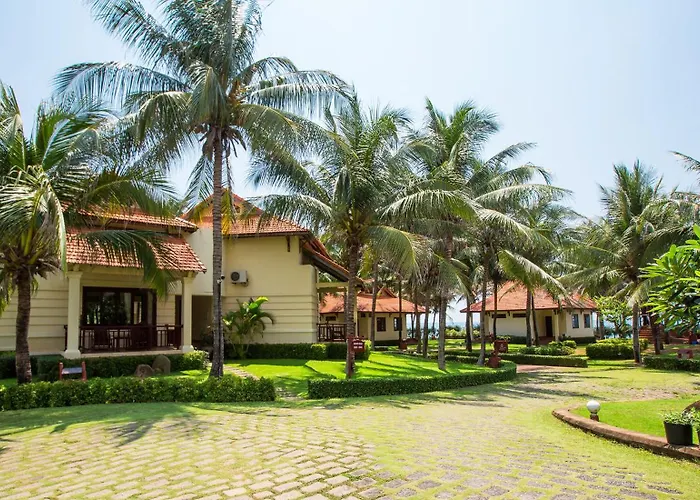 Golden Coast & 4*