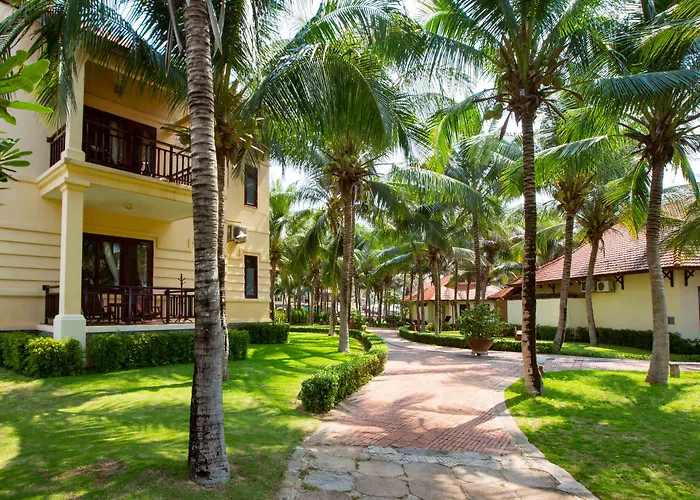 Курортный комплекс Golden Coast & Фантхьет