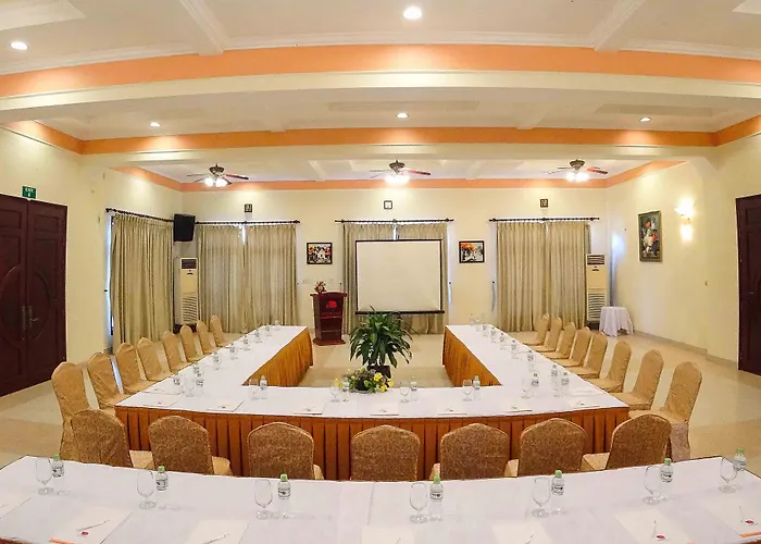 Golden Coast Resort&spa Resort
