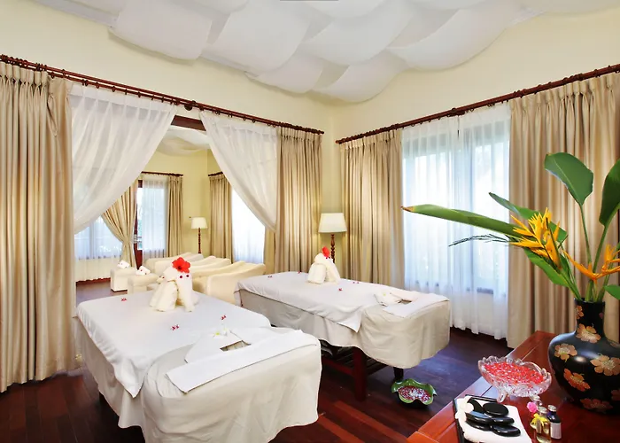 Golden Coast & Курортный комплекс 4*